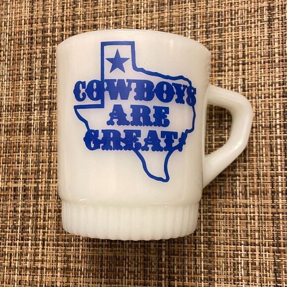 Vtg RARE Anchor Hocking Fire-King Dallas Cowboys Are Great Coffee Mug Cup NFL - Picture 2 of 12